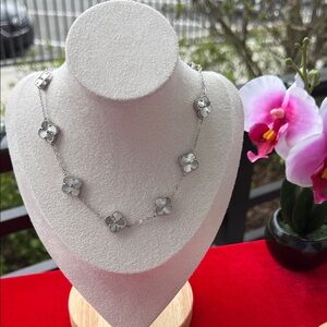 Elegant Silver Floral Necklace double sided adjustable